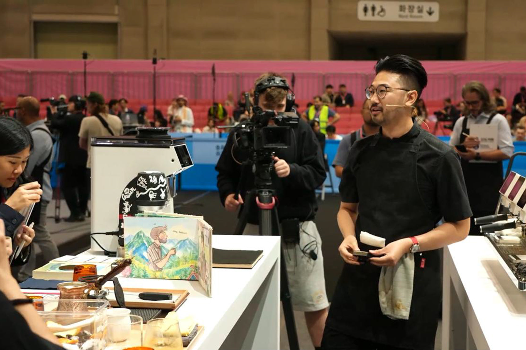 Nelson performing his winning routine on the competition stage.