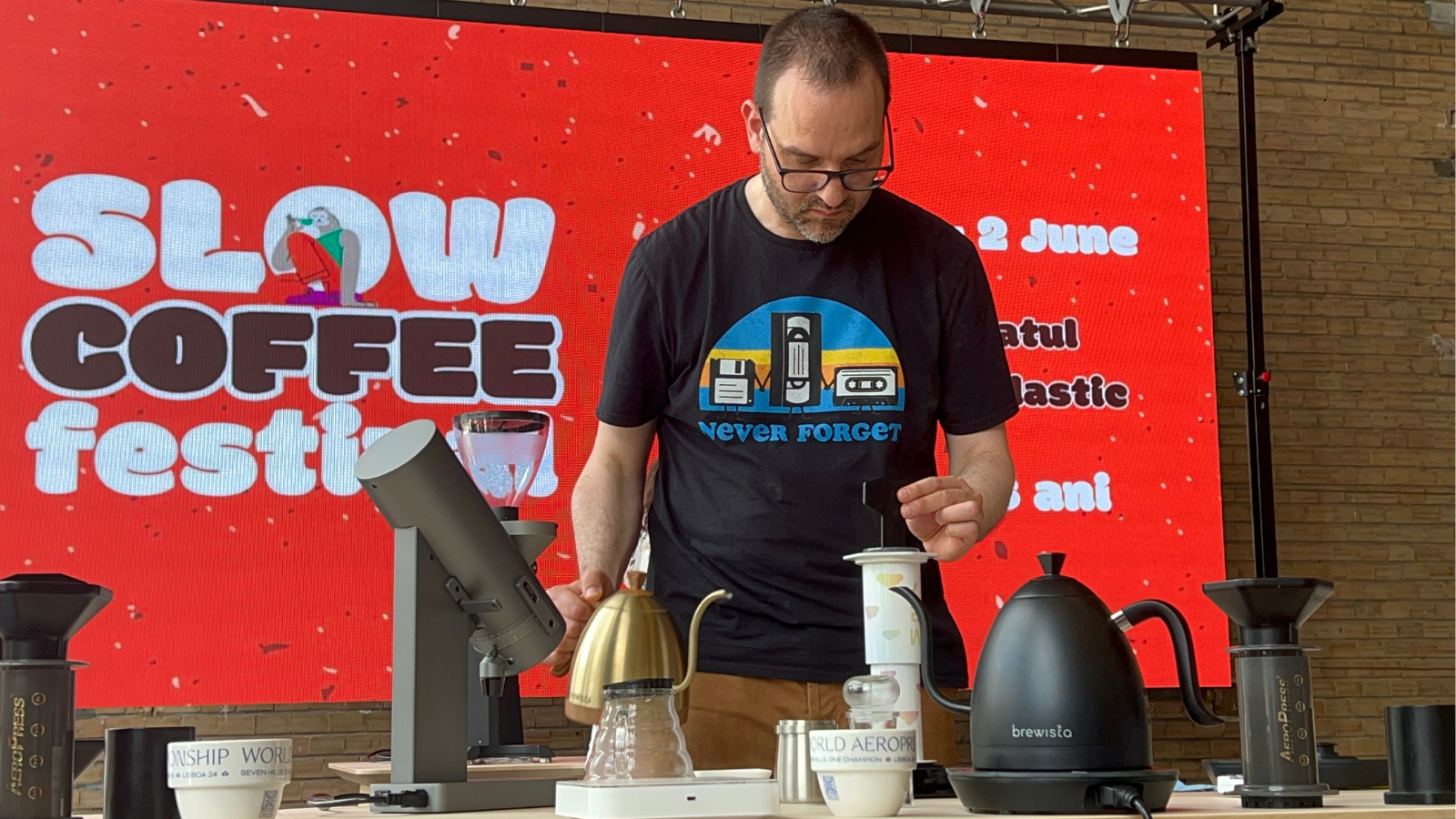 Dr. Mihnea Nicolescu competing with the Orbit grinder